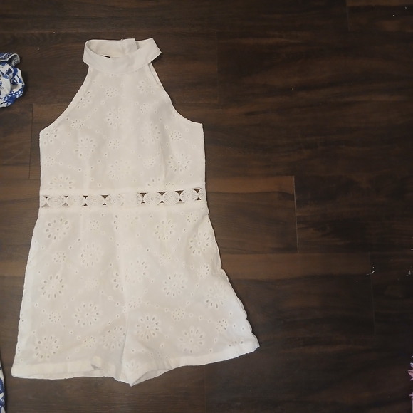 SHEIN Kids Casual Dress and Jumpsuit Collection in Blue, White, and Green - Picture 4 of 5